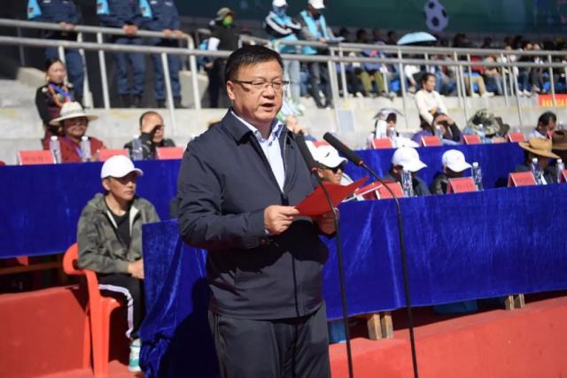 杨鸣：赢下一个没有周琦的广东队参考价值不大